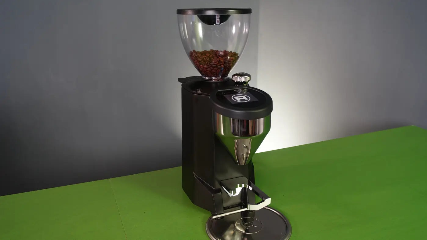 Rocket Fausto espresso grinder in the test