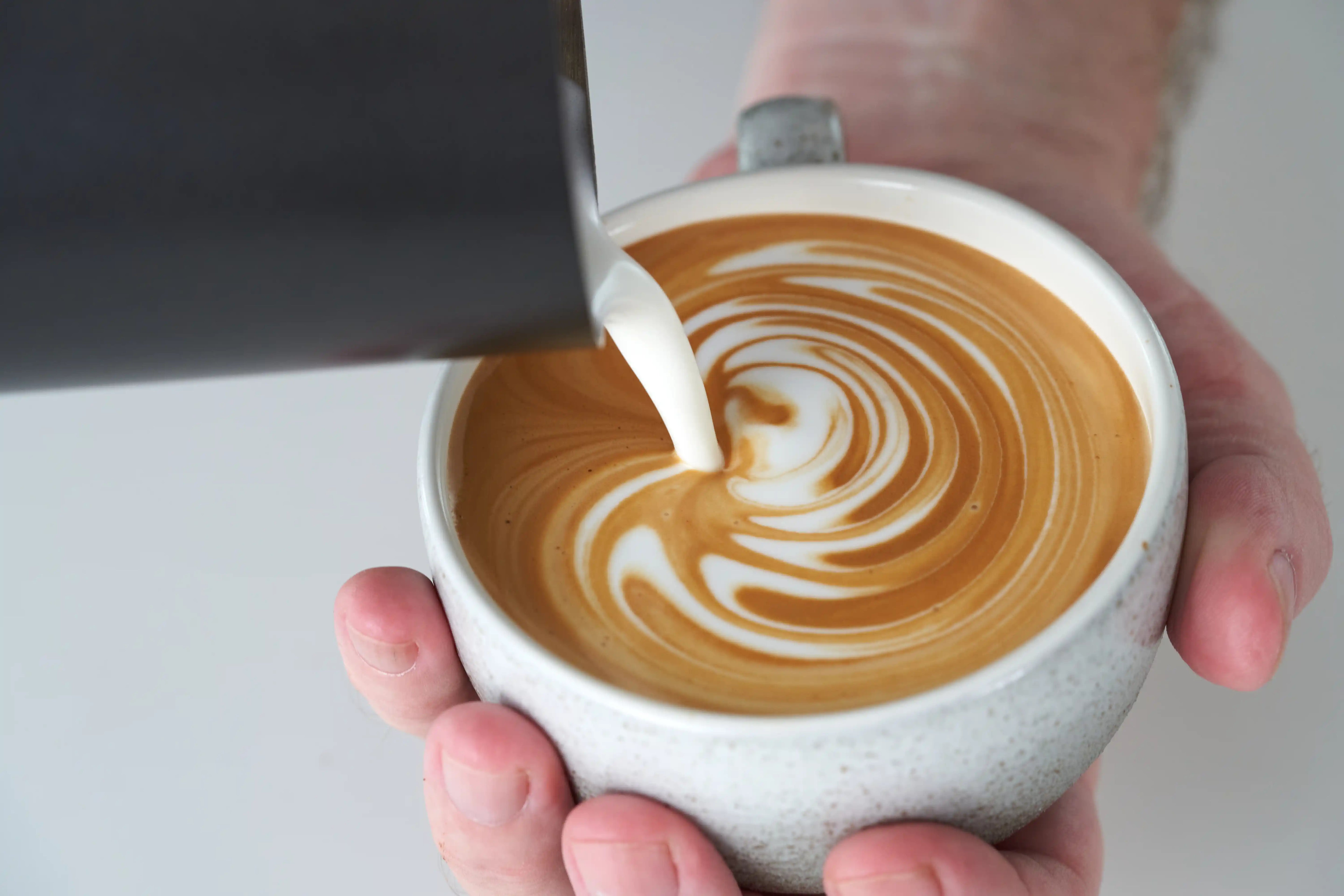 Nahaufnahme NanoFoamer PRO GEN-2, Latte Art