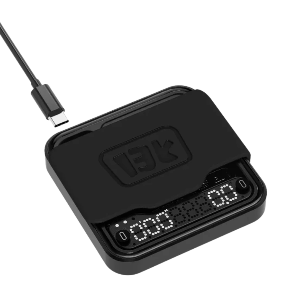 BOOKOO THEMIS Mini mit Silikon Abdeckung und USB-C Ladekabel
