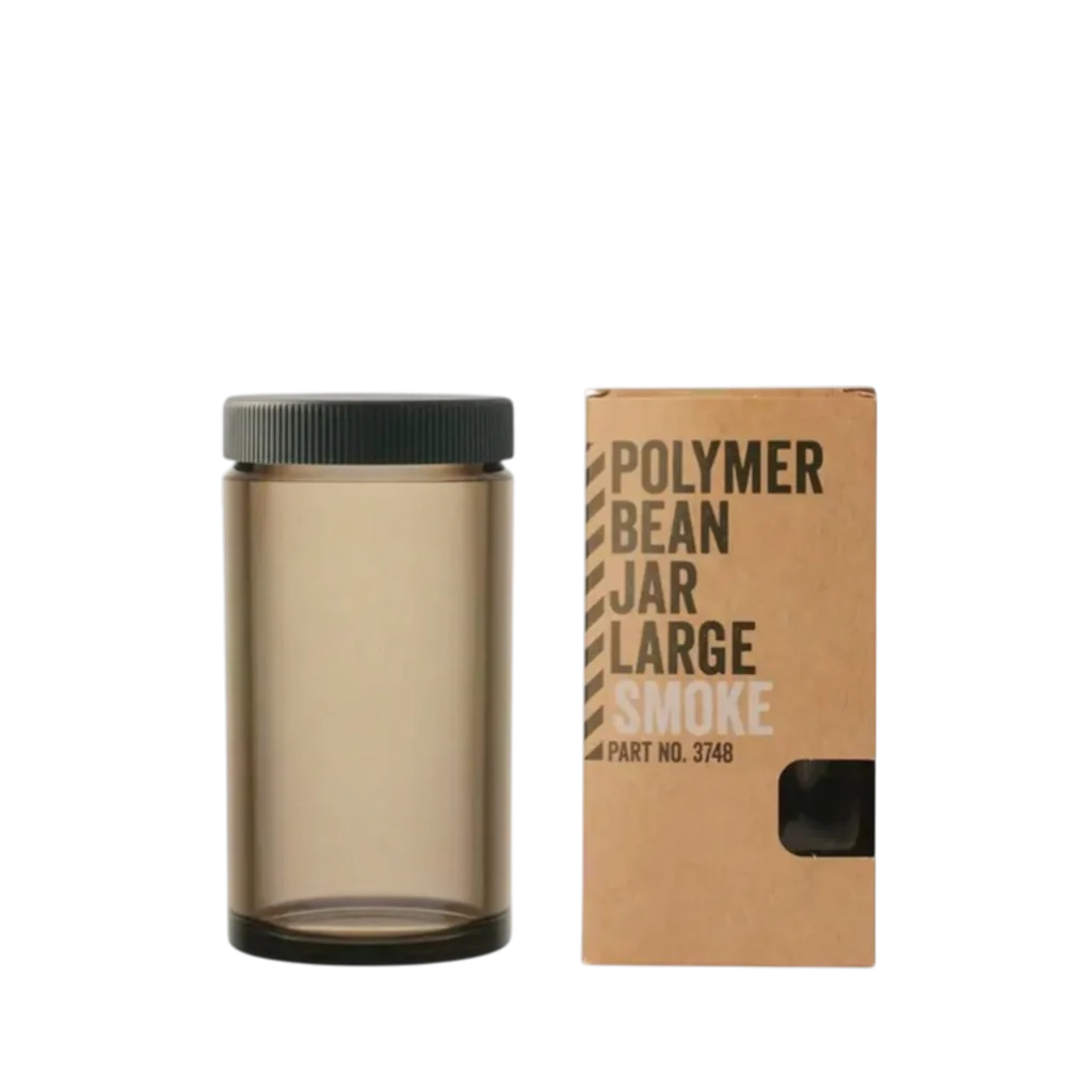 Comandante Behälter Smoke neben Verpackung